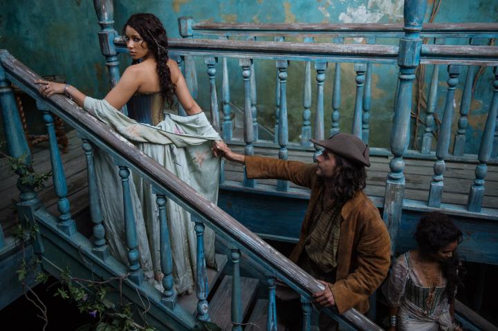 مسلسل الأشرعة السوداء موسم 2 الحلقة 4 للكبار فقط +18